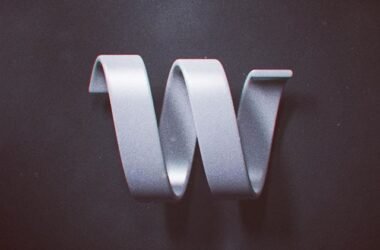 36 days of type: exercitando a criatividade com letras e números • w1