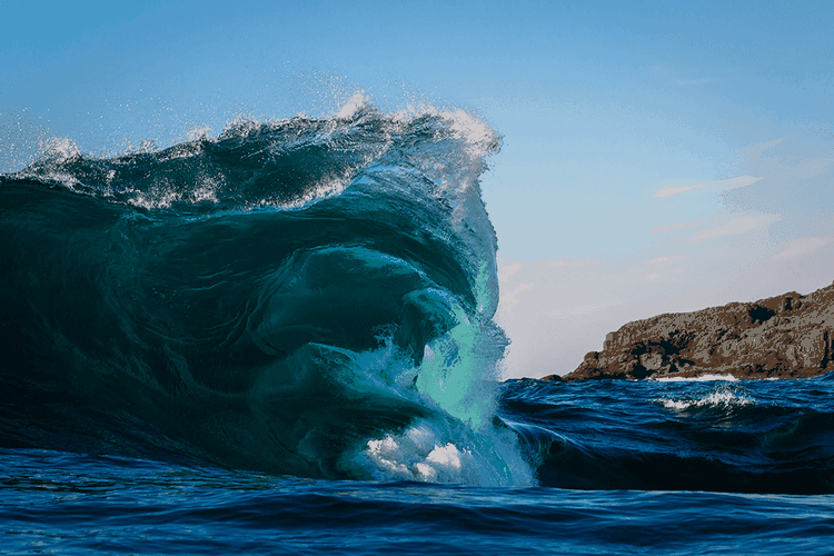 Impressionantes fotografias de ondas, por Matt Burgess • Matt Burgess fotografias ondas 8