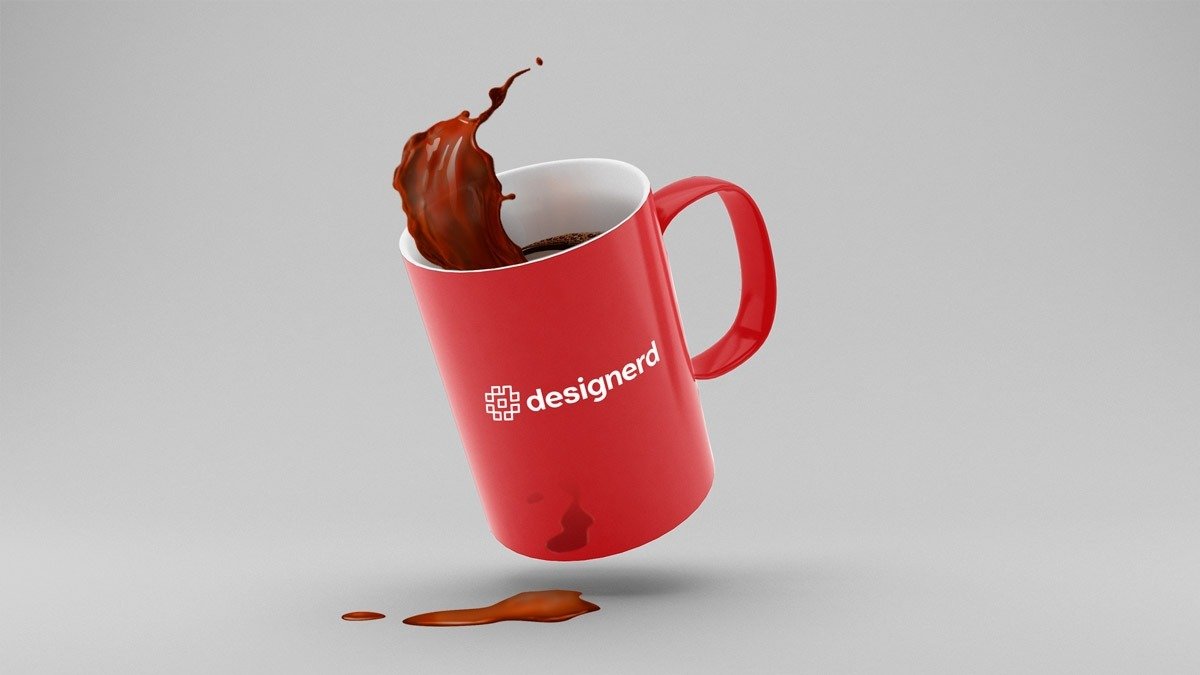 Mockup de caneca flutuando e derramando café