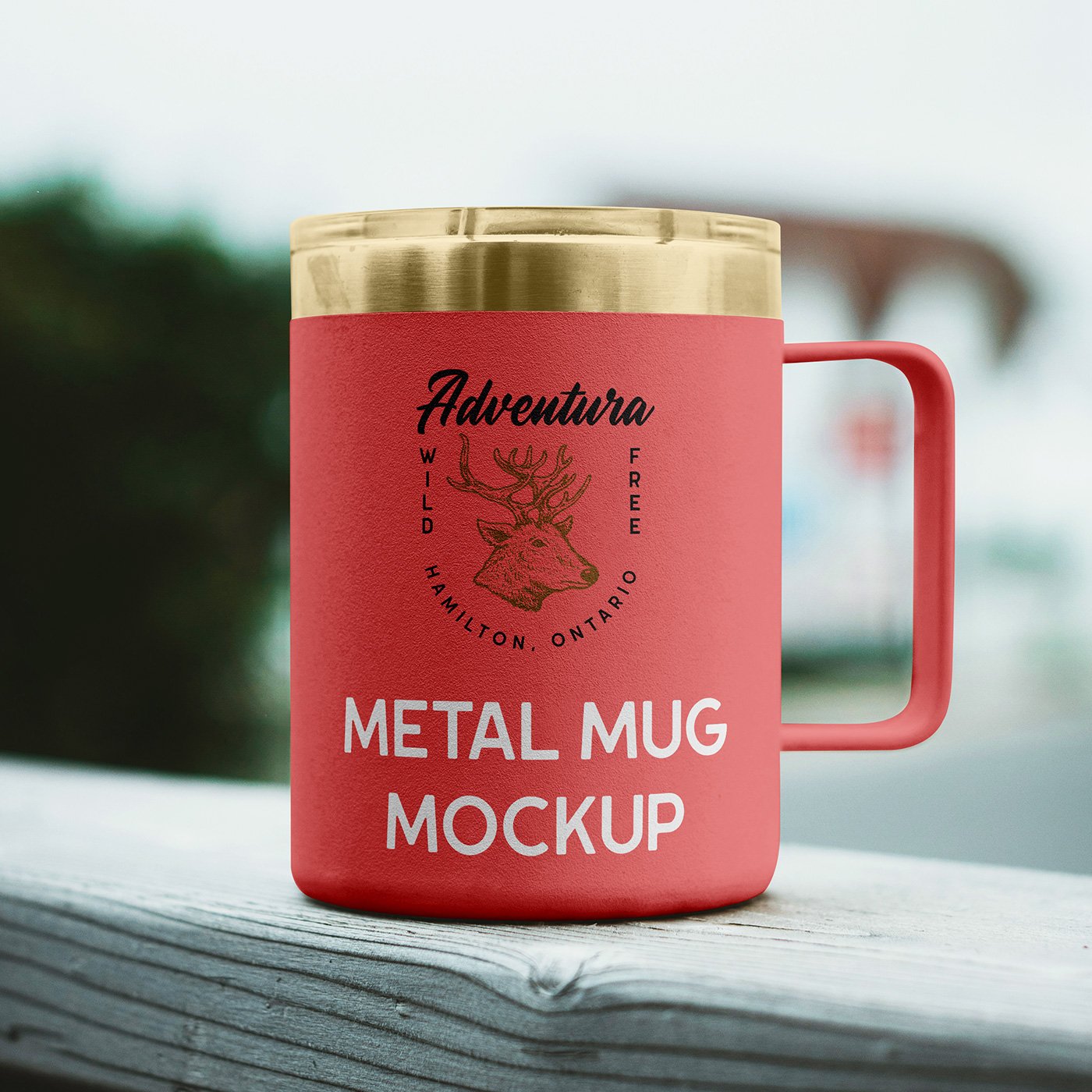 Mockup grátis de caneca de metal para uso externo