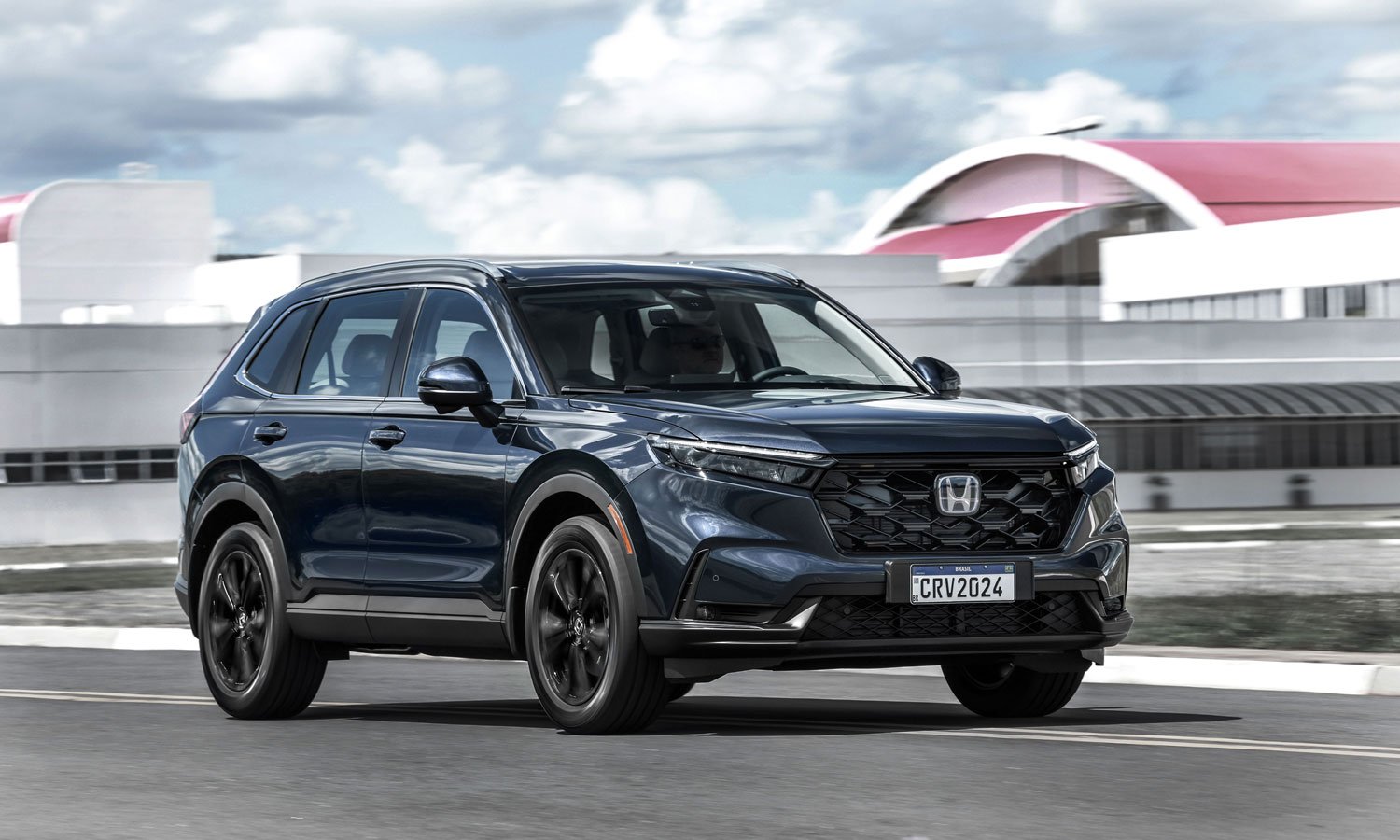 Honda CR-V Advanced Hybrid: análise de design e tecnologia Honda CR-V Advanced Hybrid: análise de design e tecnologia • honda crv advanced hybrid design tecnologia design externo 1