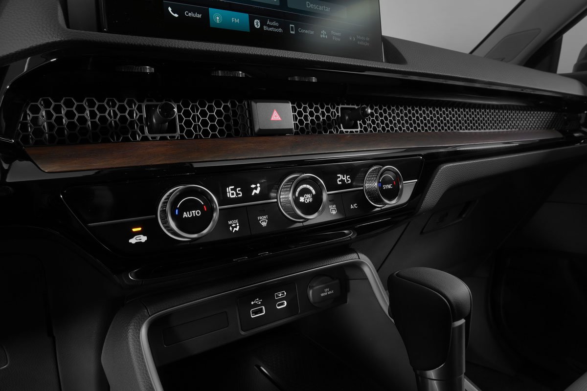 Honda CR-V Advanced Hybrid: análise de design e tecnologia Honda CR-V Advanced Hybrid: análise de design e tecnologia • honda crv advanced hybrid design tecnologia design trama metalica